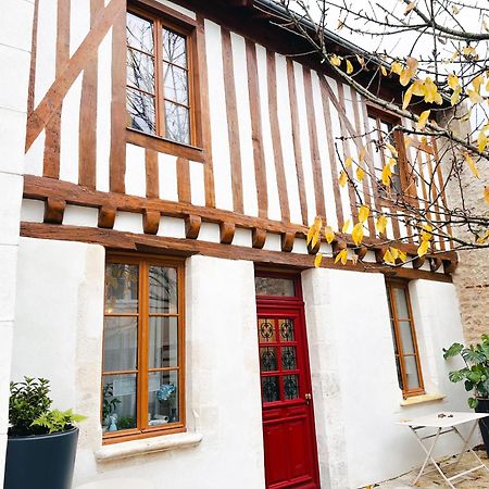 Domaine De Charme Au Coeur D'Orleans Classe 3 Etoiles - Bords De Loire - 21 Couchages Avec Parkings Prives 외부 사진
